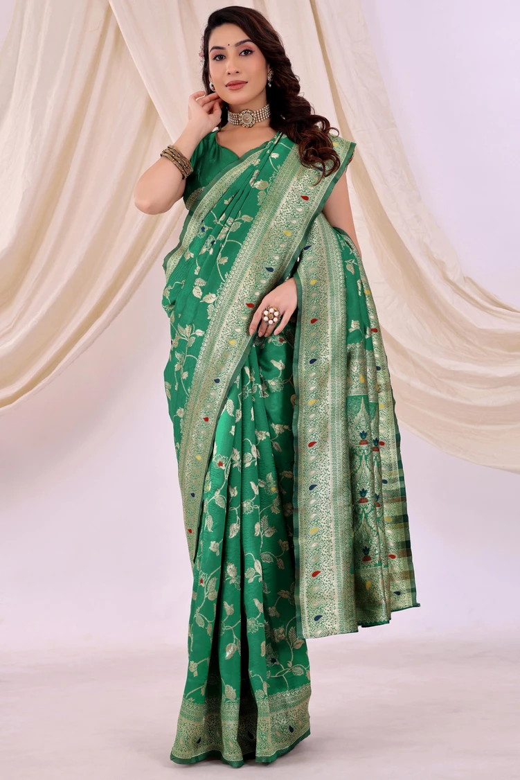 TODAY DEAL Woven Kanjivaram Pure Silk Saree (Light Green)