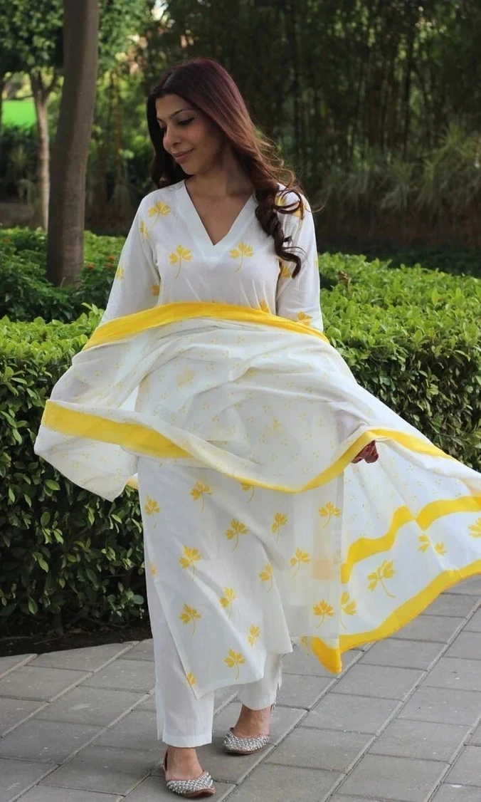 SANGOURI Women Viscose Rayon Kurti Pant Attached Dupatta Set